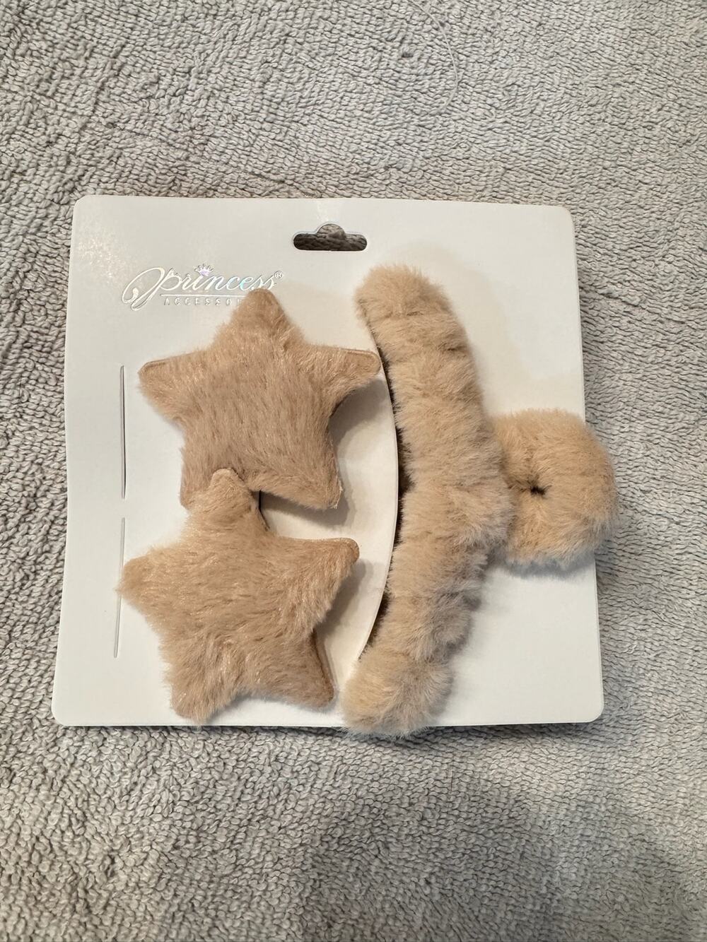 Faux fur tan & cream set star hair clips and large hair claw